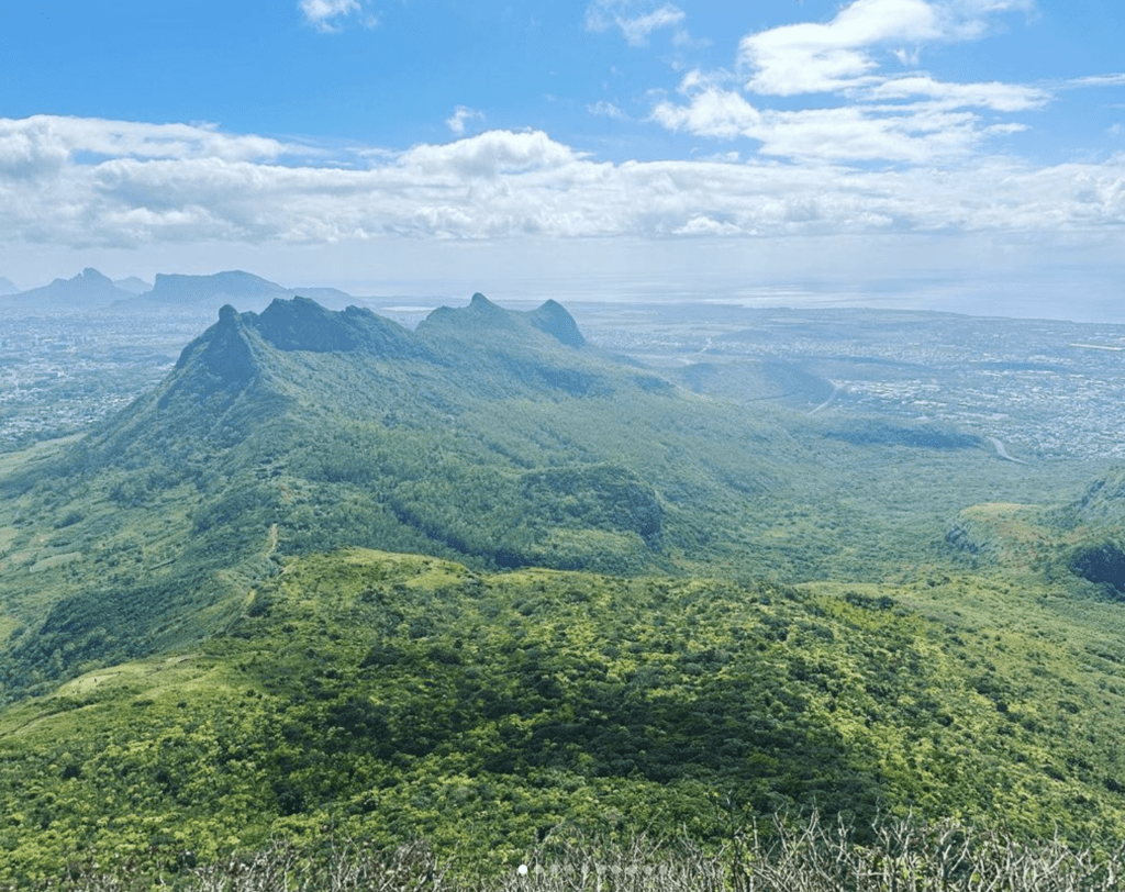 Le Pouce - best hiking places in mauritius