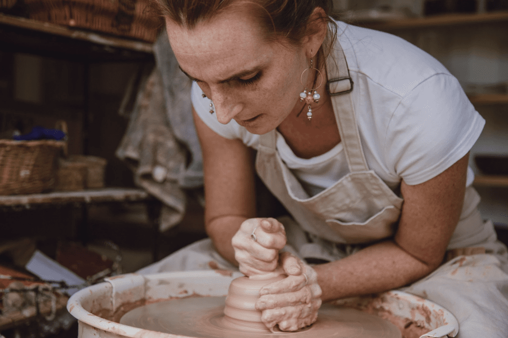 Cours de poterie au pigment it à Maurice
