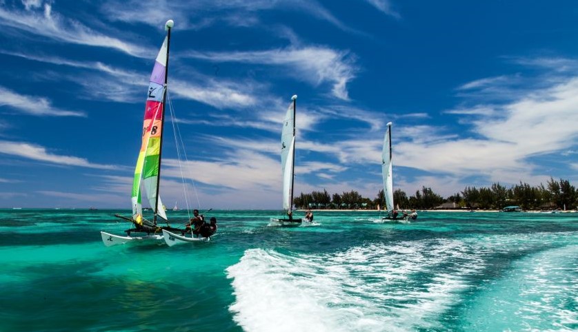 hobie cat water activities in mauritius